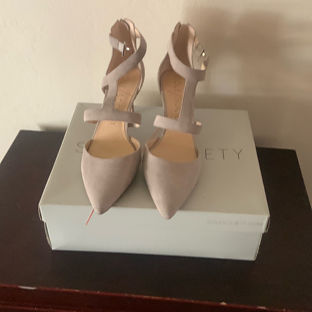 So-Edelyn heels